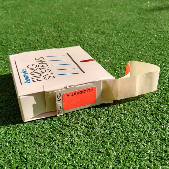 Control-o-fax Filing Systems Neon ALLERGIC TO: Warning Medical Chart Decals Set - Picture 1 of 2